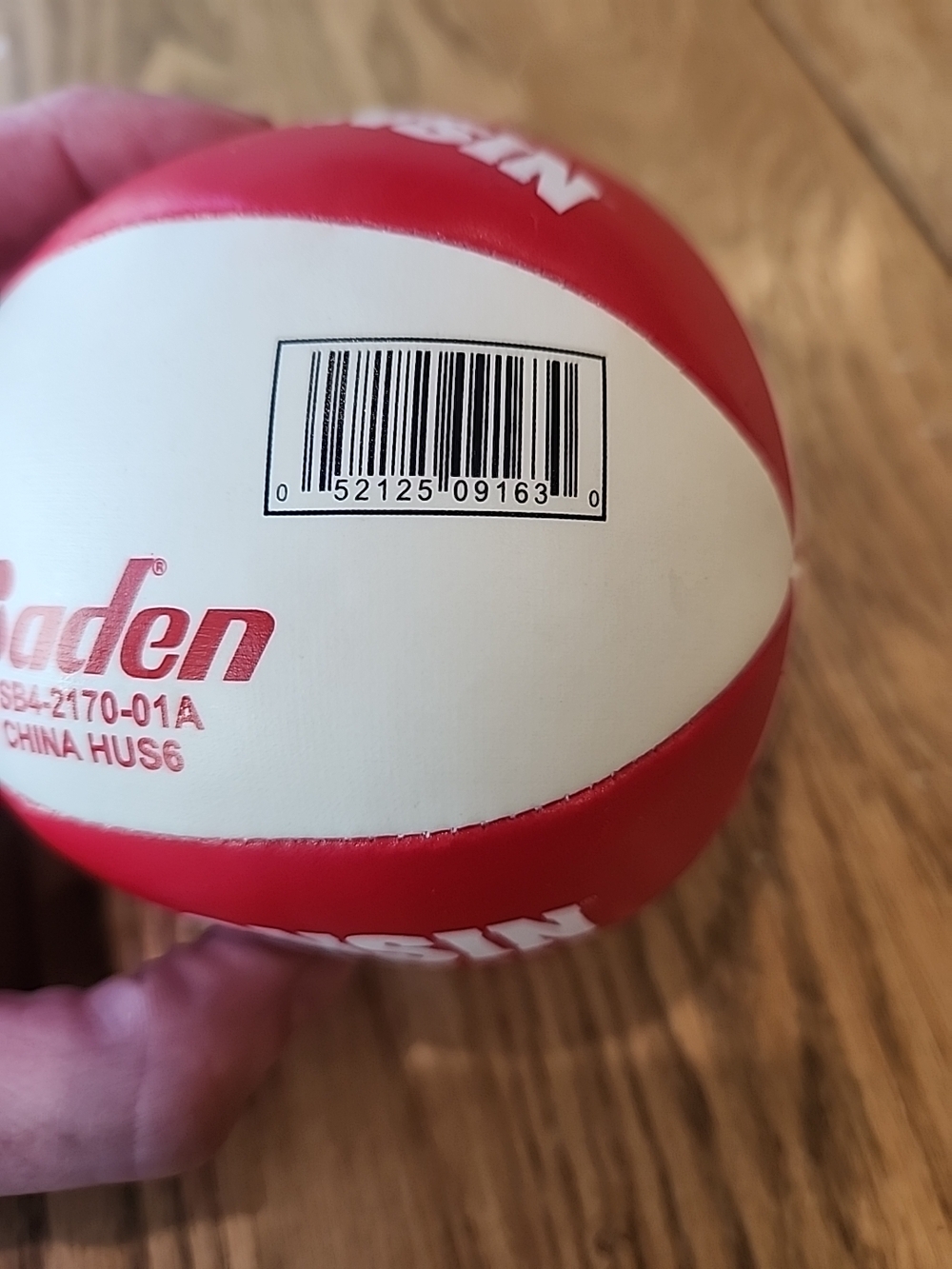 Wisconsin Red White Mini Ball - Wisconsin W Logo - Picture 2 of 4